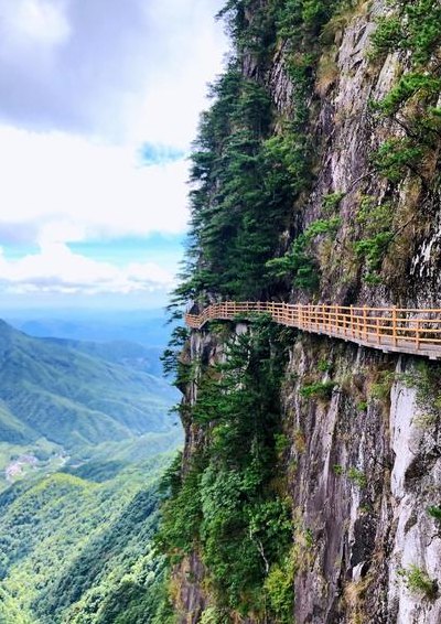 明月山景区(明月山景区——自然风光美如画)