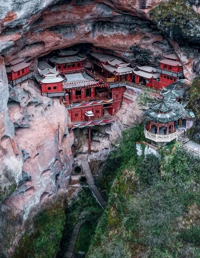 甘露岩寺（甘露岩寺怎么去）