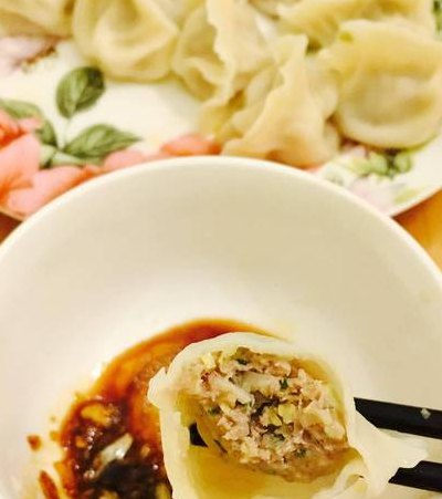 饺子汤汁怎么调（饺子汤汁怎么调家常）