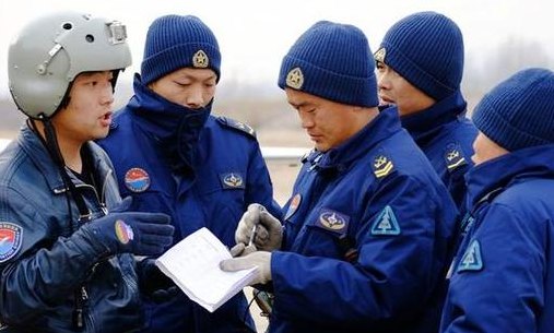 空军地勤退伍能干什么（空军地勤退伍后能去民航吗）